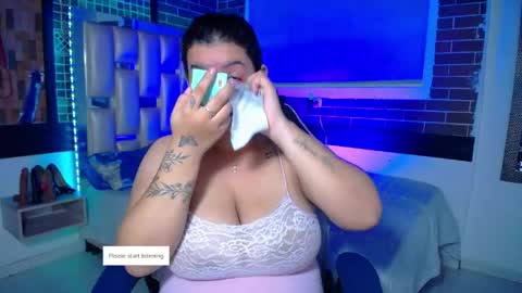 kriss_sweetboobs online show from 23, 4, 2026
