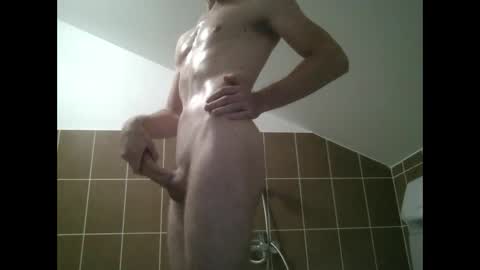 Snapshot of krissifitboy_xxx chatting on 14, 12, 2024 krissifitboy_xxx online show from 14, 12, 2024