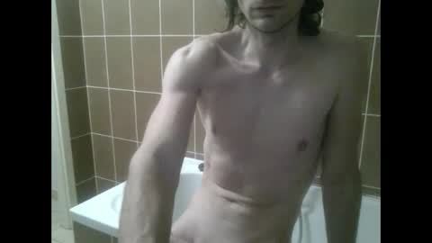 Snapshot of krissifitboy_xxx chatting on 5, 1, 2025 krissifitboy_xxx online show from 5, 1, 2025