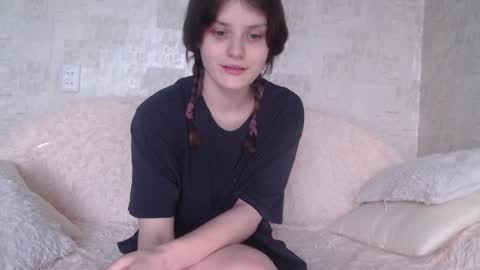 Snapshot of krissvoss chatting on 12, 1, 2026 krissvoss online show from 12, 1, 2026