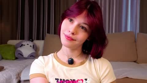 Snapshot of krissyhei chatting on 28, 4, 2026 Sarah online show from 28, 4, 2026