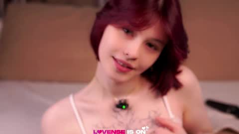Snapshot of krissyhei chatting on 30, 4, 2026 Sarah online show from 30, 4, 2026