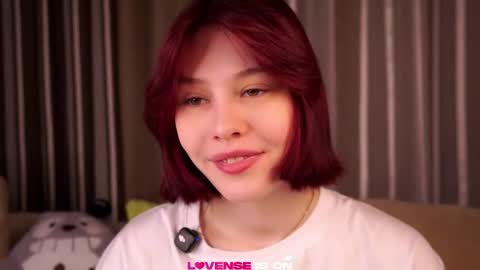 Snapshot of krissyhei chatting on 6, 5, 2026 Sarah online show from 6, 5, 2026