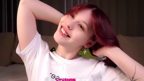 Snapshot of krissyhei chatting on 19, 5, 2026 Sarah online show from 19, 5, 2026