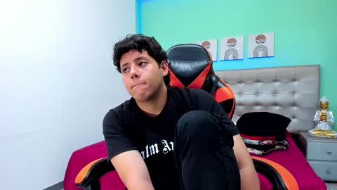 krist_palma online show from 4, 3, 2025