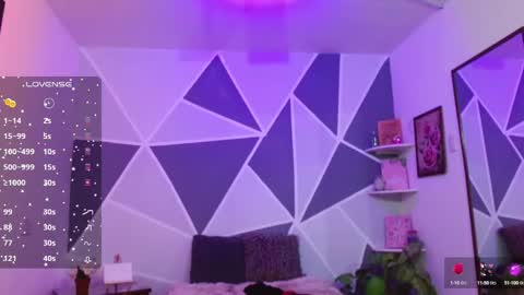 Kristall online show from 5, 3, 2025