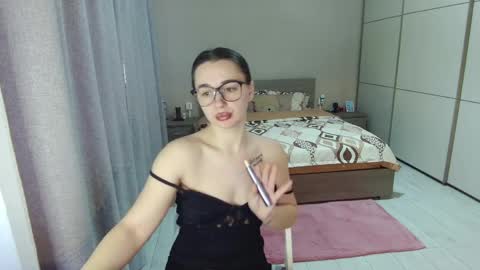 twitter    Annemarye 23 online show from 29, 3, 2026