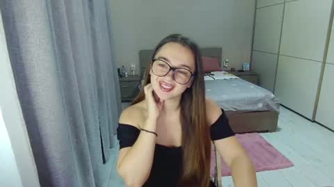 twitter    Annemarye 23 online show from 15, 7, 2026