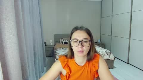 twitter    Annemarye 23 online show from 20, 7, 2026