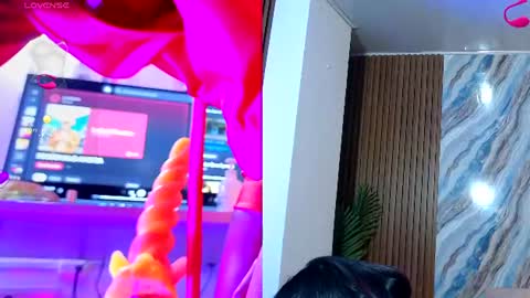 kristen_tay online show from 25, 7, 2026