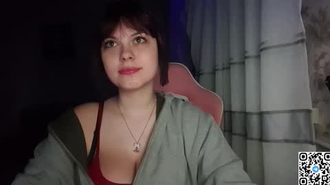 Snapshot of kristibloom chatting on 27, 9, 2025 Christie online show from 27, 9, 2025