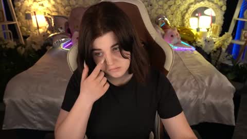 kristifoxy online show from 3, 6, 2026