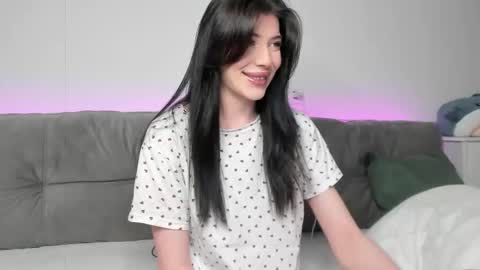 Snapshot of kristina_angel1 chatting on 4, 2, 2026 polya online show from 4, 2, 2026