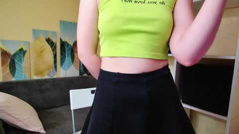 Snapshot of kristina_sosexy chatting on 5, 2, 2025 Christina online show from 5, 2, 2025