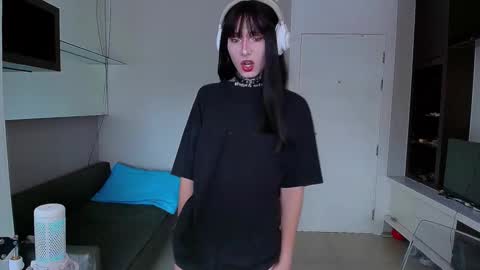 Snapshot of kristinaholland chatting on 11, 3, 2025 kristina online show from 11, 3, 2025