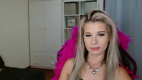 KristineAmore online show from 21, 10, 2025