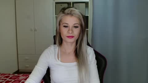 KristineAmore online show from 5, 2, 2026