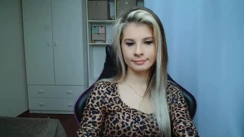 KristineAmore online show from 19, 5, 2026