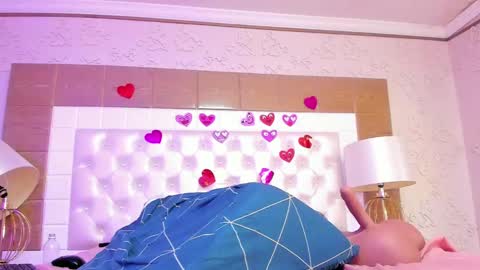 Snapshot of kristinels chatting on 21, 2, 2025 kristin online show from 21, 2, 2025