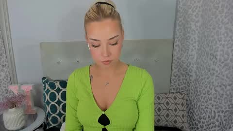 KristyFlowers online show from 28, 4, 2026