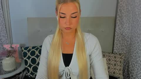 KristyFlowers online show from 6, 6, 2026