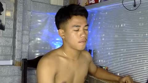 kritthanarkorn online show from 3, 2, 2026