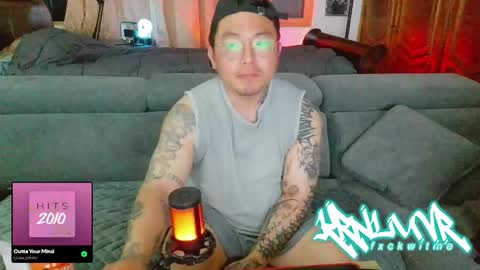 krnluvr online show from 7, 4, 2026