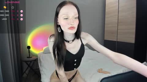 Snapshot of krstn_tg chatting on 10, 3, 2025 Kris online show from 10, 3, 2025