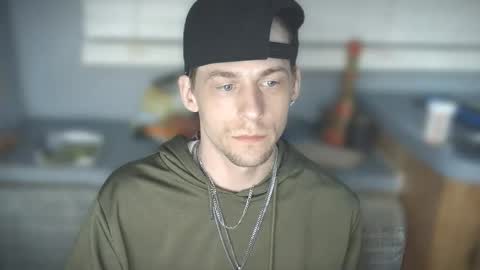 krytiar1992 online show from 10, 4, 2026