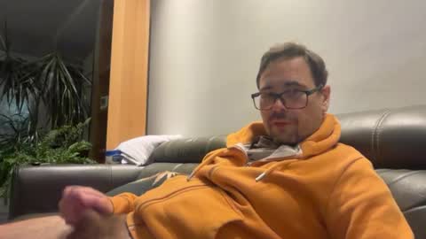 krzysztof1977 online show from 11, 6, 2026