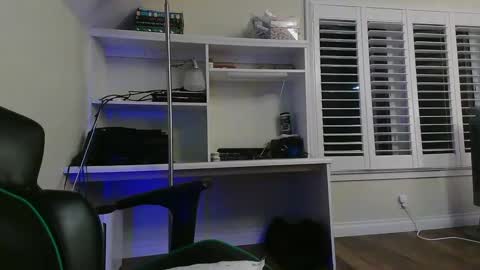 Kevin online show from 2, 10, 2025