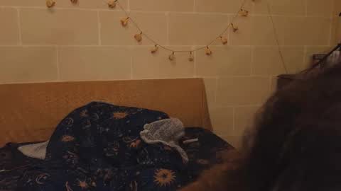 Snapshot of kuntboyzworld chatting on 28, 10, 2025 Krypto hethey online show from 28, 10, 2025