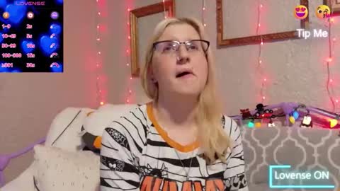 Samantha online show from 17, 11, 2025