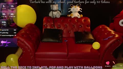 Fetiche Woman online show from 5, 1, 2025