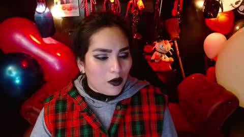 Fetiche Woman online show from 7, 10, 2025