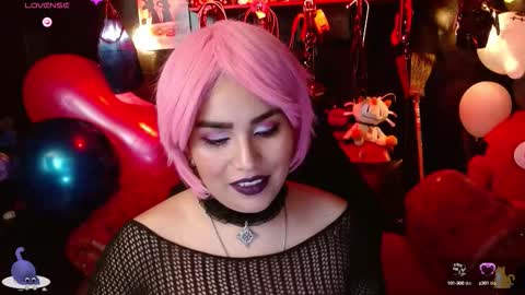 Fetiche Woman online show from 8, 10, 2025