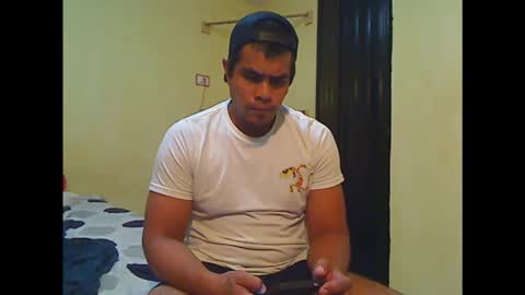 Snapshot of kushlozter chatting on 17, 10, 2025 kushlozter online show from 17, 10, 2025