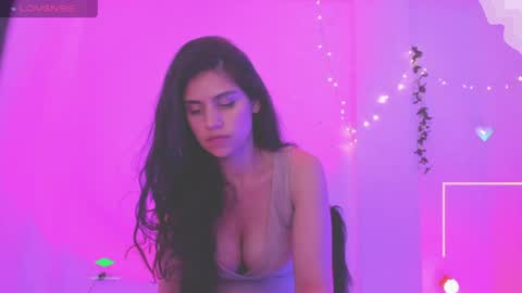     online show from 13, 5, 2026