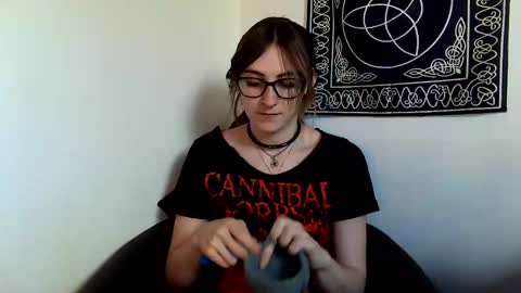 Kylianna online show from 7, 10, 2025