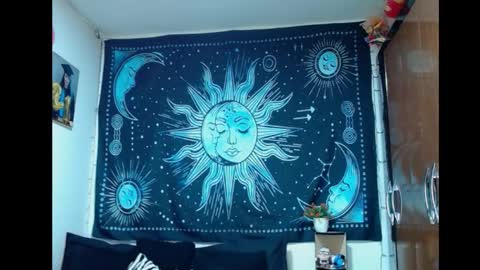 kylie online show from 28, 11, 2025