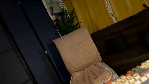 kylie online show from 23, 4, 2026