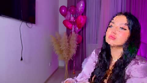 Kylie Lips online show from 5, 12, 2024