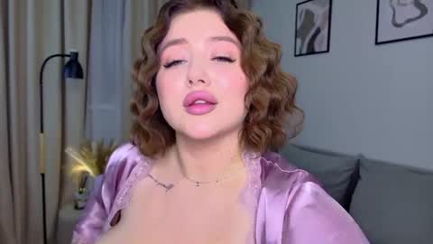 Kylie Lips online show from 2, 7, 2026
