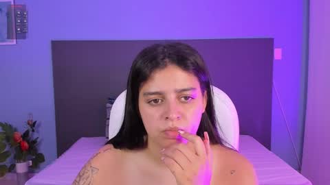 Kylie Reyes  online show from 10, 12, 2024