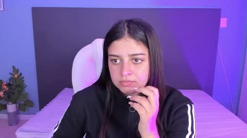 Kylie Reyes  online show from 13, 1, 2025