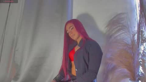 kylie_sweetcock online show from 19, 3, 2026