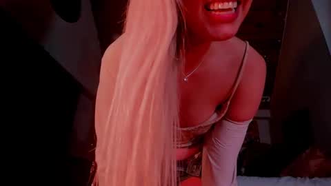 Snapshot of kyliekandy chatting on 15, 2, 2025 online show from 15, 2, 2025