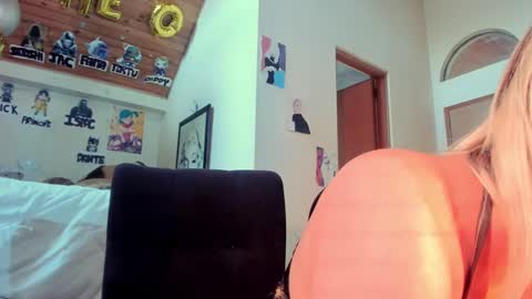 Snapshot of kyliekandy chatting on 21, 2, 2025 online show from 21, 2, 2025