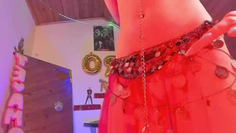   online show from 25, 4, 2026