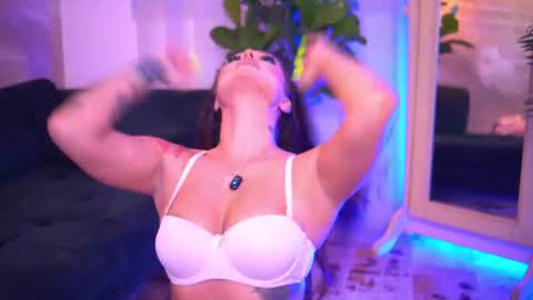 Snapshot of kyliekroft_ chatting on 20, 7, 2026 Kylie online show from 20, 7, 2026